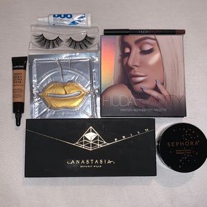 - Makeup bundle